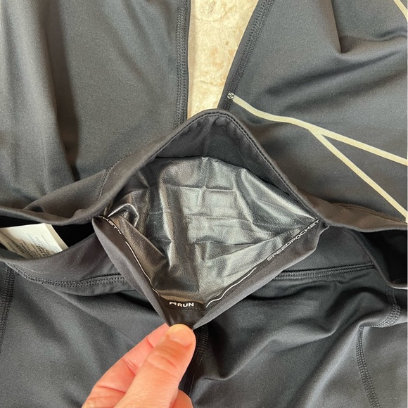 UNDER ARMOUR NWT Men’s Empowered Compression Leggings in Black, size M - Picture 10 of 13